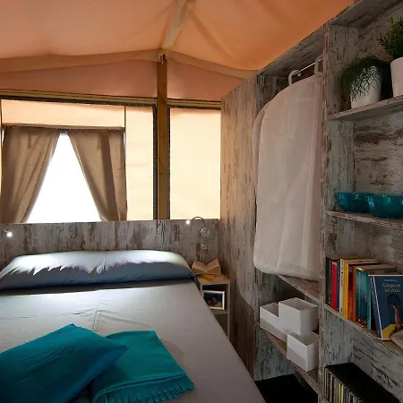 Luxury Tent With A Bathroom And Kitchen, 11 Km From Luxury tent Porec